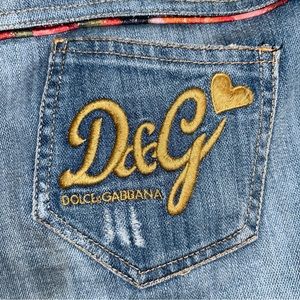 Dolce and Gabbana size 30 Jeans